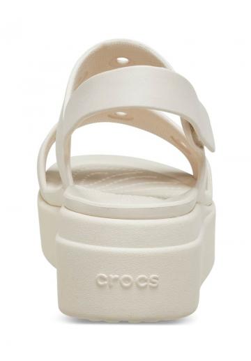 Босоножки на танкетке