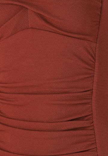 Слитный купальник