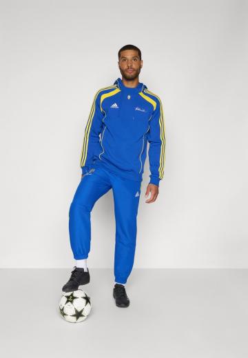 Спортивная кофта