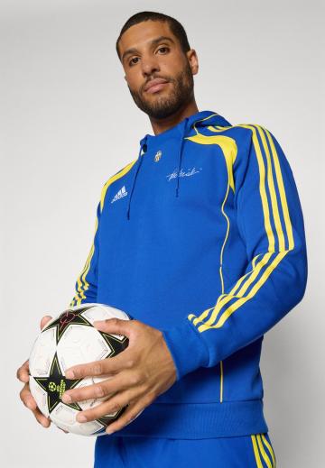 Спортивная кофта