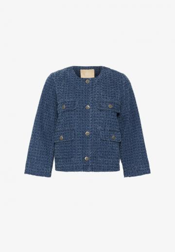 Джинсовая куртка