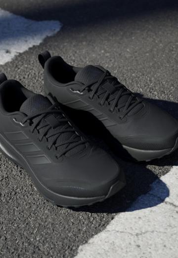 Беговые кроссовки