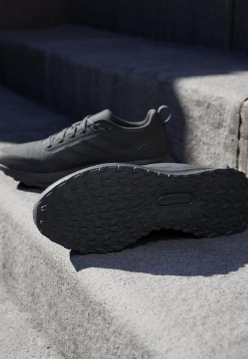 Беговые кроссовки