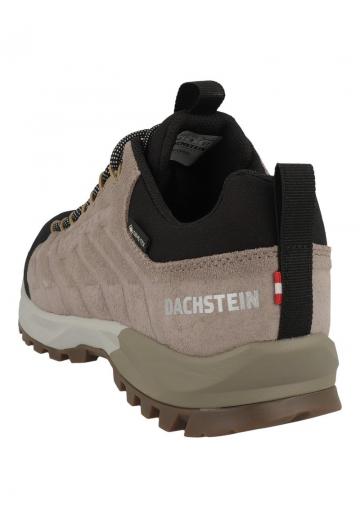 Походные кроссовки