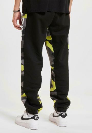 Спортивные штаны