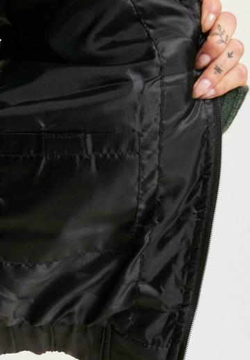 Короткая куртка