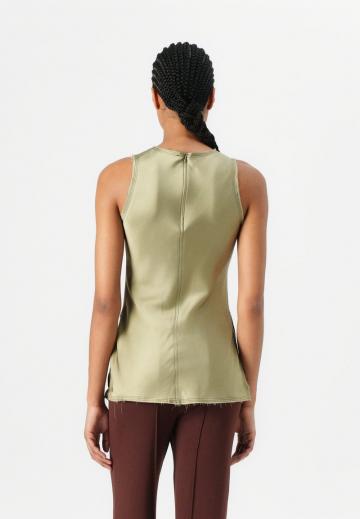 Блузка без рукавов