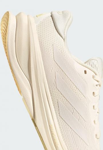 Беговые кроссовки