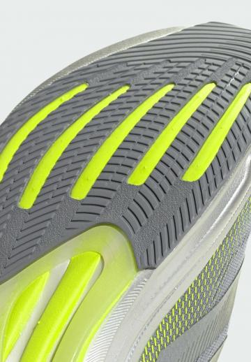 Беговые кроссовки