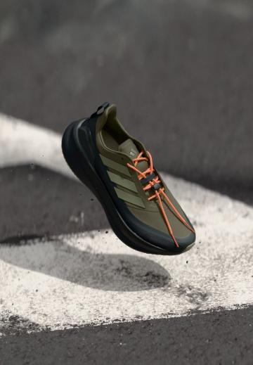 Беговые кроссовки