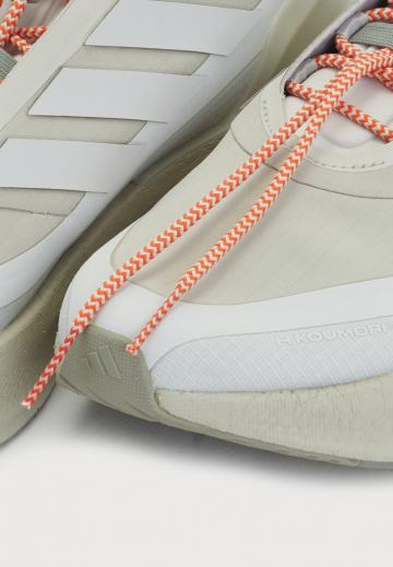 Беговые кроссовки