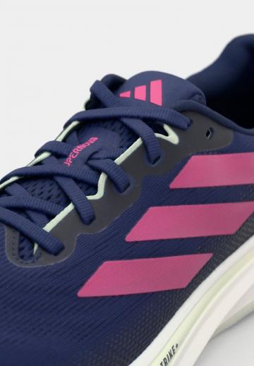 Беговые кроссовки