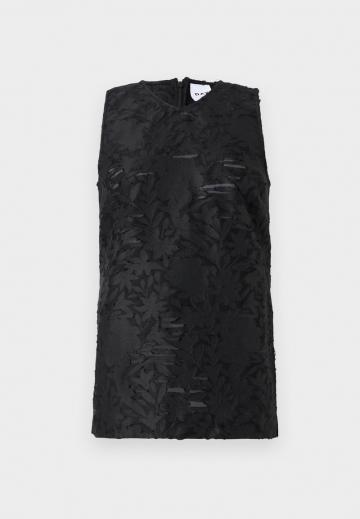 Блузка без рукавов