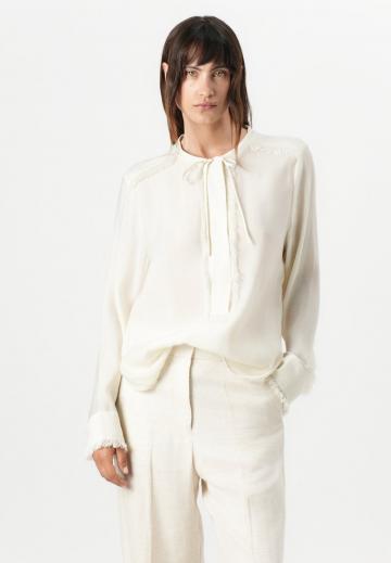 Атласная блузка