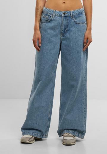 Свободные джинсы
