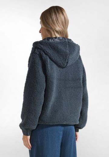 Флисовая куртка