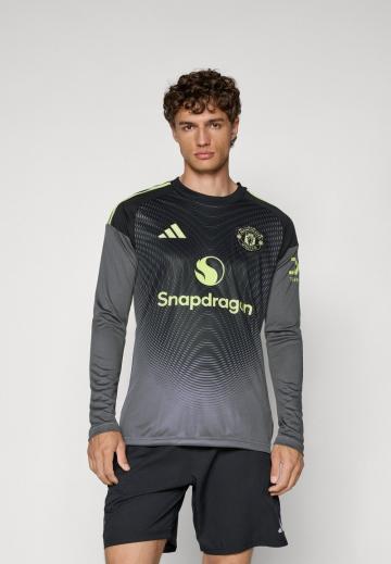 Спортивная форма