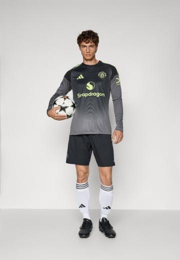 Спортивная форма