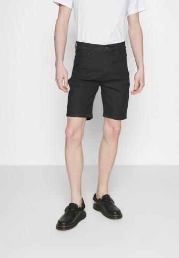 Джинсовые шорты