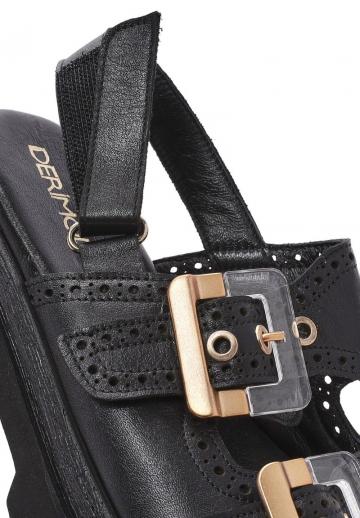 Босоножки на платформе