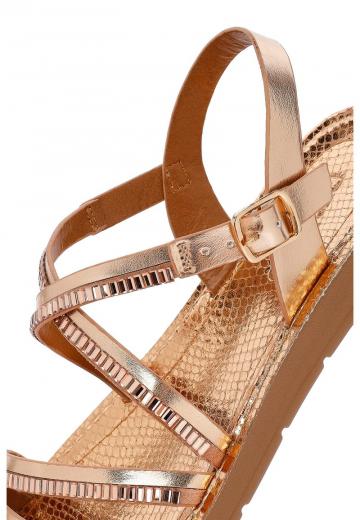 Босоножки на платформе