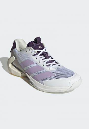 Теннисные кроссовки