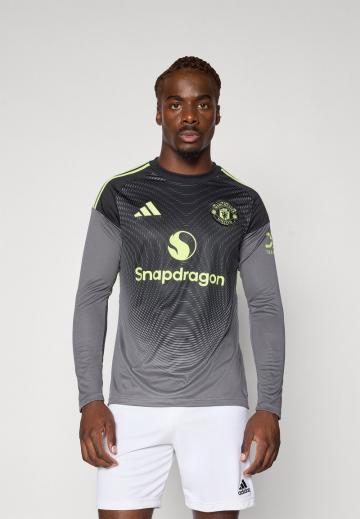 Спортивная форма