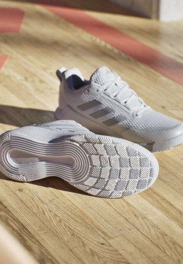 Кроссовки для зала