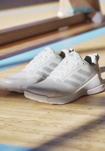 Кроссовки для зала