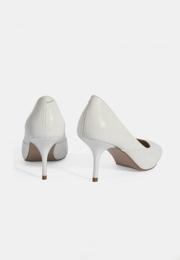 Туфли на высоком каблуке