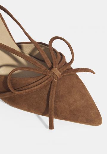 Босоножки на каблуке