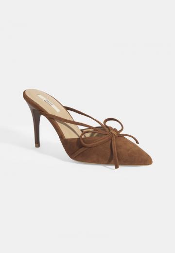 Босоножки на каблуке