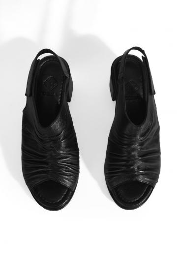 Гандбольные кроссовки