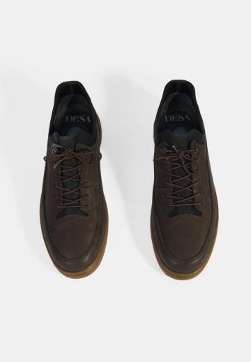 Ботинки на шнуровке