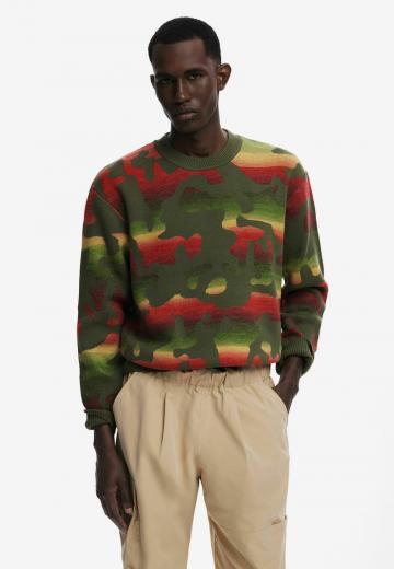 Брюки с накладными карманами