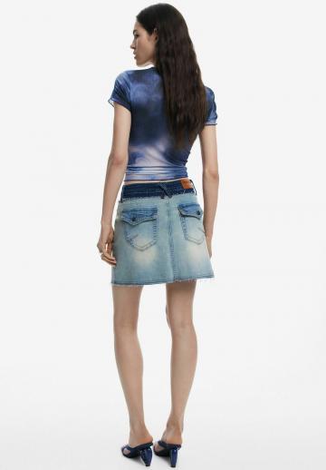 Юбка с накладными карманами