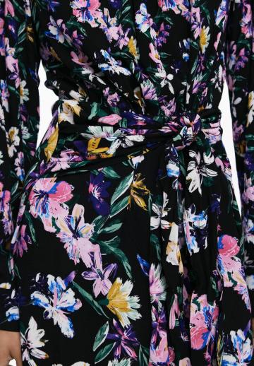 Короткое платье