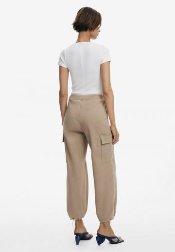 Блейзер с накладными карманами