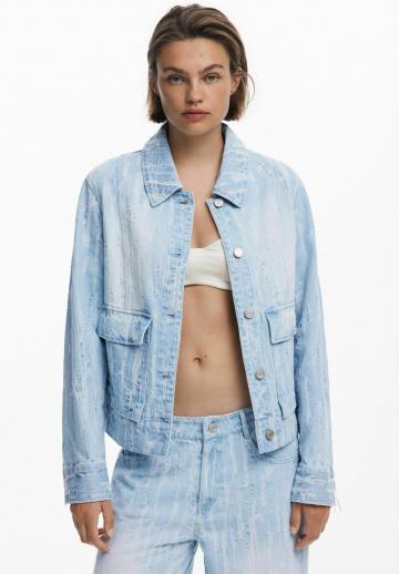 Джинсовая куртка