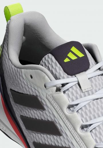 Тренировочные кроссовки