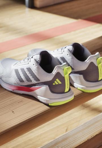 Тренировочные кроссовки