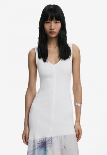 Вязаное платье