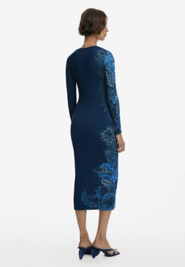 Платье футляр