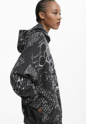 Пуловер с капюшоном