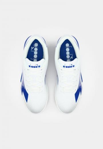 Футбольные бутсы