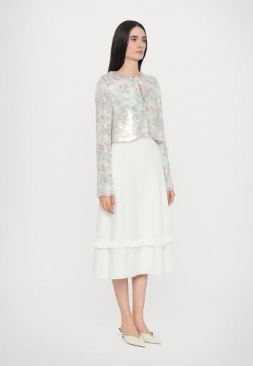 Короткая куртка