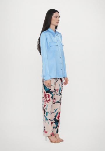 Атласная блузка