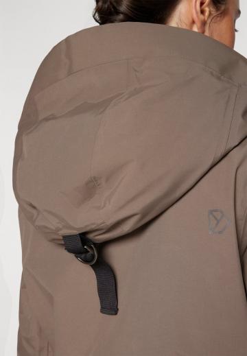 Спортивная куртка