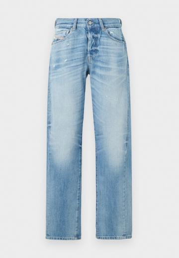 Свободные джинсы