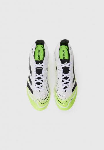 Футбольные бутсы